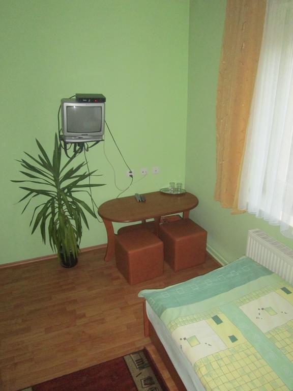 Noclegi Olimp Oppeln Zimmer foto