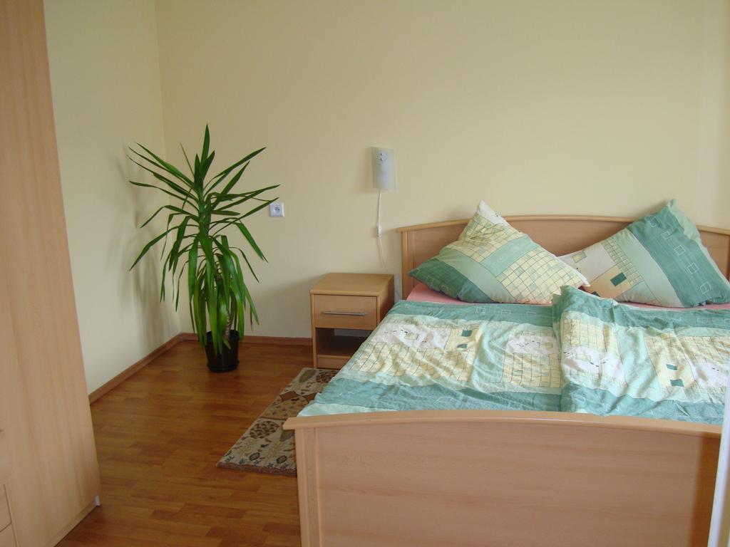 Noclegi Olimp Oppeln Zimmer foto